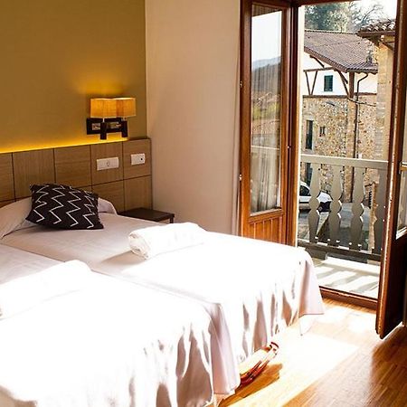 Hotel Valle De Turtzioz Экстерьер фото